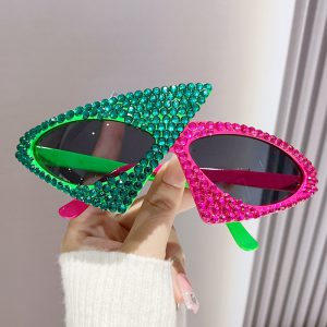 Alien diamond studded triangular sunglasses, retro glasses, women's party party sunglasses, UV resistant sunglasses